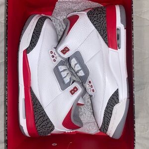 Jordan Men's White, Red, and Gray Sneakers